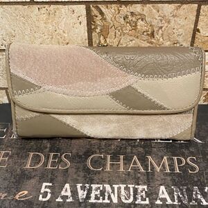 Vintage Patchwork Checkbook Wallet